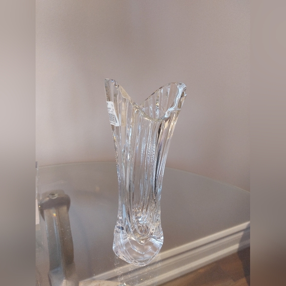 Vintage Mikasa Crystal vase - Picture 8 of 14
